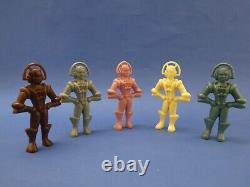 1950s VINTAGE FIVE ARCHER SPACE BOYS HARD PLASTIC ULTRA RARE