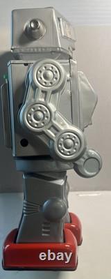 1960's Working HORIKAWA S. H JAPAN 12 BOX TINPLATE BATT OP SUPER ASTRONAUT ROBOT