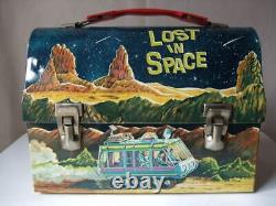 1967 Vintage / Space Family Robinson / LOST IN SPACE / Lunch Box