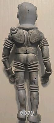 1968 Colorforms Colorform Alien Outer Space Men Electron Vintage Matt Mason