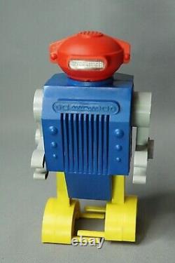 1980s VTG Bulgarian Walking Robot RO-1 Plastic Space Explorer Toy Battery Cover