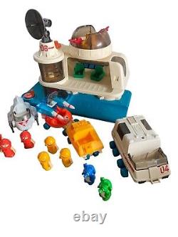 1984 Vintage Space Station Commander 06 Playmates Play World Fisher Price