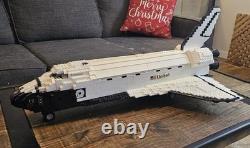 2002 MEGA BLOKS PROBUILDER #9736 SPACE SHUTTLE ENDEAVOUR (COMPLETE With BOX/INS.)