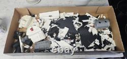 2002 MEGA BLOKS PROBUILDER #9736 SPACE SHUTTLE ENDEAVOUR (COMPLETE With BOX/INS.)