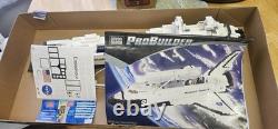 2002 MEGA BLOKS PROBUILDER #9736 SPACE SHUTTLE ENDEAVOUR (COMPLETE With BOX/INS.)