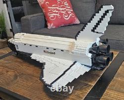 2002 MEGA BLOKS PROBUILDER #9736 SPACE SHUTTLE ENDEAVOUR (COMPLETE With BOX/INS.)