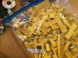 6.7kg mostly vintage Lego colour sorted spares job lot bundle space minifigures