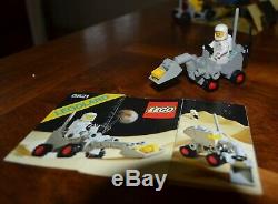 6 x Vintage Lego Space sets. All complete and with instructions, years 1980-1985