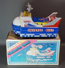 70s VTG China ME 767 UNIVERSE BOAT Mystery Action Space Ship Battery Tin Toy Box