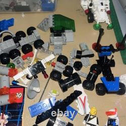 80's Lego VINTAGE SPACE Lot 20+ Minifigures From Near 20 Sets Please Read 80's Lego VINTAGE SPACE Lot 20+ Minifigures From Near 20 Sets Please Read