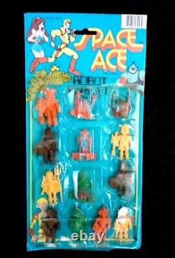 80s Space Ace Robot Playset vintage MOC rack toy Larami Blackstar dragon's lair