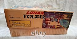 Amazing Vintage Space Red China Me 801 Lunar Explorer B/o Moon Car Litho Box