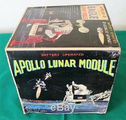 Apollo 11 EAGLE LUNAR MODULE Electric Tinplate Battery Operated Vintage Figure