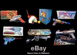 Bergintoys Catalog 700+ Vintage Toys Tin Bo Robots Vehicles Character Bin $10.00