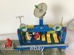 Classic Vintage Space Lego 6970 Beta-I Command Base. Complete