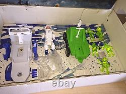 Co-Ma Toy Space Operation CHARLY DUTY + Bachelite FIGURES in Box Vintage Italy