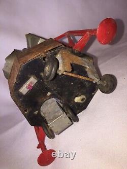 Collectible Rusty Vintage NASA Astronaut Space Capsule Battery Operated Tin Toy