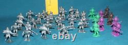 GIANT TOY CO. Space Age Men Alien figures vintage 1960's plastic astronauts