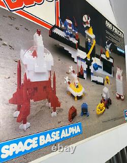 INCOMPLETE VTG 1982 Entex Loc Blocs SPACE BASE ALPHA #1425 DIA Blocks RARE HTF