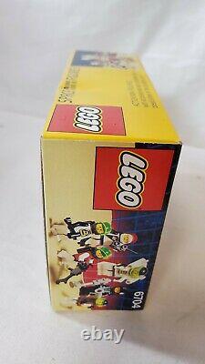 LEGO 6704 Space Mini Figures 37 Pieces Brand New Factory Sealed
