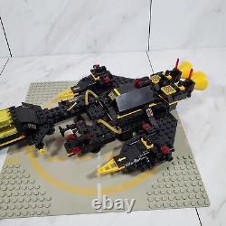 LEGO 6954 Renegade Vintage 1987 Blacktron Space 100% Complete with Baseplate