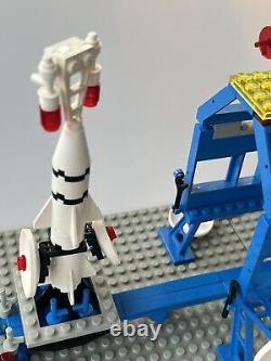 LEGO 6971 Vintage Classic Space Set Inter-galactic command base, Vintage 1984