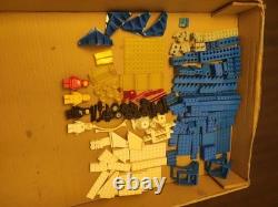LEGO 6985 Space Cosmic Fleet Voyager 90% complete with minifigs