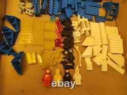 LEGO 6985 Space Cosmic Fleet Voyager 90% complete with minifigs