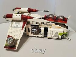 LEGO 7163 Star Wars Episode II Republic Gunship & Minifigures Jedi Bob