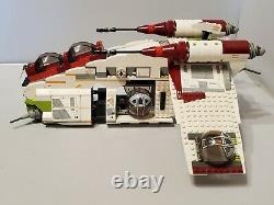 LEGO 7163 Star Wars Episode II Republic Gunship & Minifigures Jedi Bob