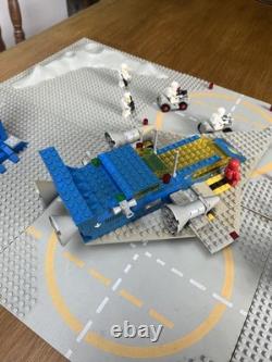 LEGO 928 Galaxy Explorer 1979 Complete with extra figures and extra moon scenery