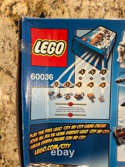 LEGO CITY Arctic 60036 Arctic Base Camp RETIRED Complete Set/Polar Bear/Dogs