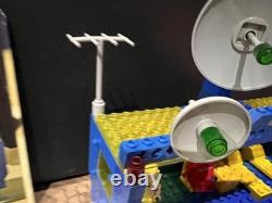 LEGO Classic Space 6970 Beta-1 Command Base Vintage Set Complete VGC