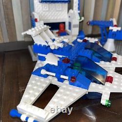 LEGO Classic Space Galaxy Commander 6980 Vintage 1983 orginal bricks w minifigs