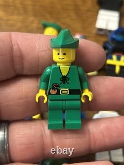 LEGO Huge Vintage Castle, Pirates, Soldiers, Space Mini Figure Lot
