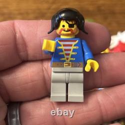 LEGO Huge Vintage Castle, Pirates, Soldiers, Space Mini Figure Lot