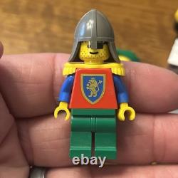 LEGO Huge Vintage Castle, Pirates, Soldiers, Space Mini Figure Lot