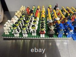 LEGO Minifigure Lot 100's/ Star Wars/City/Space/Western/Aqua/ 1980-90's Sets