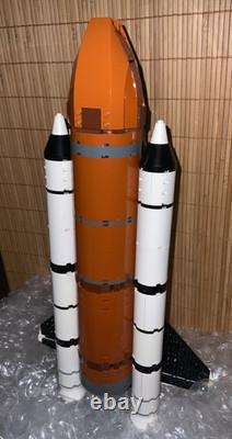 LEGO Sculptures Shuttle Expedition 10231 Retired (2011) Shuttle boosters RARE