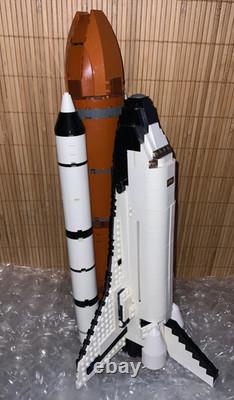 LEGO Sculptures Shuttle Expedition 10231 Retired (2011) Shuttle boosters RARE