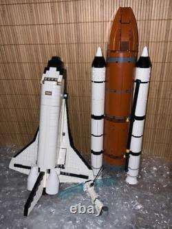 LEGO Sculptures Shuttle Expedition 10231 Retired (2011) Shuttle boosters RARE
