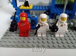 LEGO Space 483 Alpha-1 Rocket Base Complete With Manual And Minifigs Vintage