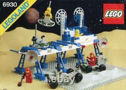 LEGO Space Supply Station (6930) (Vintage)