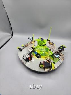 LEGO Space UFO Alien Avenger (6975) Withinstructions And 4 Figures