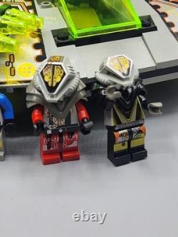 LEGO Space UFO Alien Avenger (6975) Withinstructions And 4 Figures