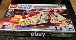 LEGO Star Wars Republic Attack Gunship 7676 BRAND NEW SEALED BOX