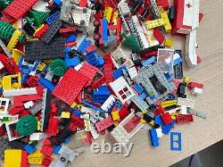 LEGO VINTAGE BULK COLLECTION with figures 2.8kgs Technics, city, space