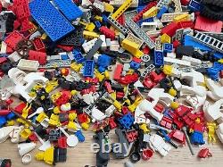 LEGO VINTAGE BULK COLLECTION with figures 5.65kgs train, city, castle, space