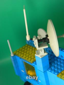 LEGO Vintage Classic Space 6970 Command Base Beta-1 instructions complete 2