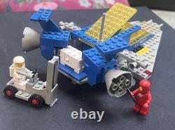 LEGO Vintage Classic Space Space Cruiser 924 Complete